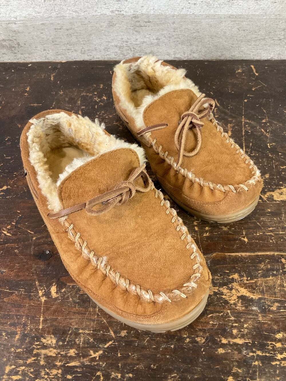 L.L.Bean Women's Wicked Good Moccasins, Size 8 Medium - Picture 3 of 8